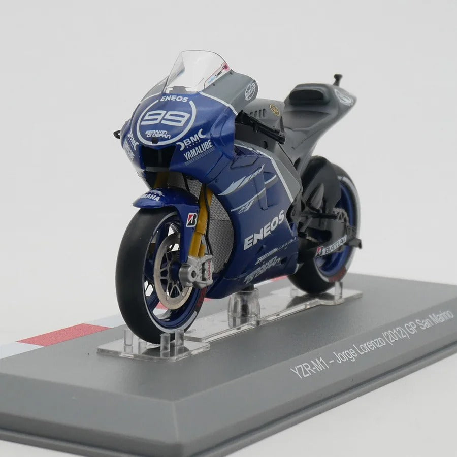 IXO 1:18 Scale Diecast motoGP 2012 YZR-M1